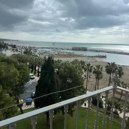 Embajada Playa Apartment Marbella